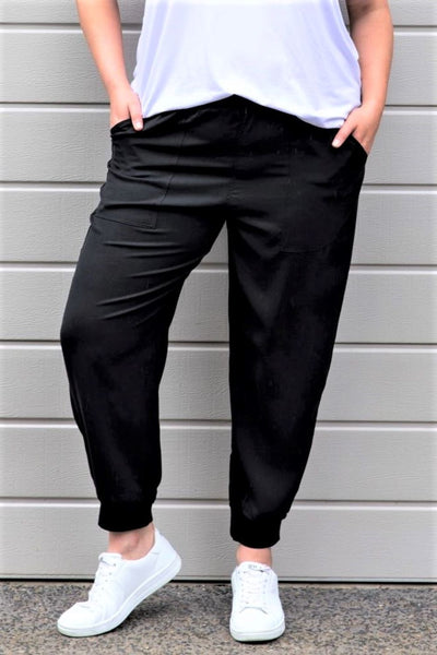 Darby Pintuck Stretch Pants - Black