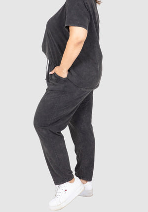 Mackenzie Acid Wash Pant - Black